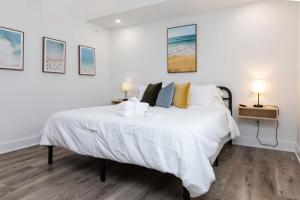 Imagen de la galería de Ocean Lofts in the Vibe #4 - 5 min walk to beach, en Virginia Beach