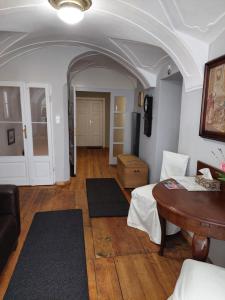 Predel za sedenje v nastanitvi Penzion David