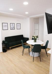 Χώρος καθιστικού στο Toledo 292 Luxury House