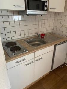 2: Einfache 1-Zimmer Wohnung in Bad Wörishofen tesisinde mutfak veya mini mutfak