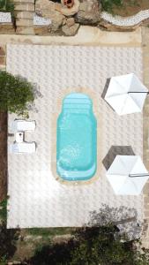 an overhead view of a blue table and water at Esmeralda DELUXE in San Gil