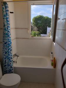 Kúpeľňa v ubytovaní Apartamentos Marineu Cala Josep
