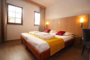 Postel nebo postele na pokoji v ubytování Villa Deny Mostar - with free parking
