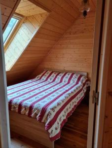 Postel nebo postele na pokoji v ubytování Chalet, Murat (nouveau logement)