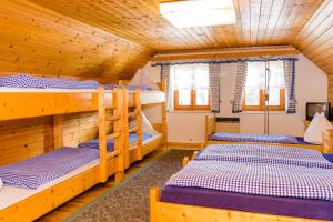 A bed or beds in a room at Almidylle Sabathy