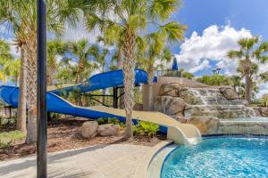 Majoituspaikassa Soltera Resort w/ Lazy River & Private Pool,Min 2 Disney tai sen lähellä sijaitseva uima-allas