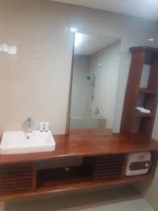 Le Uaina Beach Resort tesisinde bir banyo