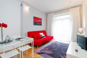 Μια τηλεόραση ή/και κέντρο ψυχαγωγίας στο Apartament Amaryllis