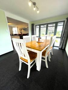 Foto sihtkohas Mangakino asuva majutusasutuse Lake Escape for Eight galeriist +14 fotot