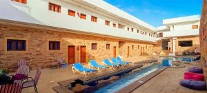 Bazén v ubytování Carmine Hotel Dahab nebo v jeho okolí