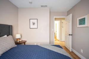 Vegas Haus/ Heated Pool/ 15 min to Las Vegas Strip
