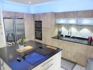 Photo de la galerie de l'établissement Résidence OPALINE. Bel appartement avec grande terrasse pour 4 personnes, à Capbreton 7 autres photos