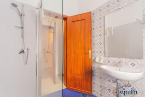 Koupelna v ubytování Einaudi Guesthouse by Apulia Accommodation