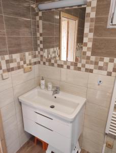 Kopalnica v nastanitvi Apartmánová chata Sečanda s bazénem, u Sečské přehrady