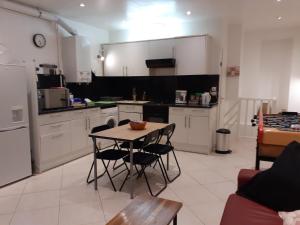 Dapur atau dapur kecil di NICOLAS ET MARIE