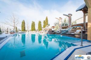 The swimming pool at or close to Alpine Deluxe 2.0