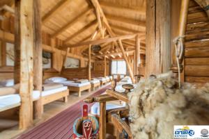 A bed or beds in a room at Alpine Deluxe 2.0