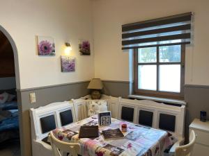 Posezení v ubytování Ferienwohnung Breu + 9 fotografií