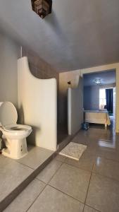 Ένα μπάνιο στο Hotel Kasa 22 SMA