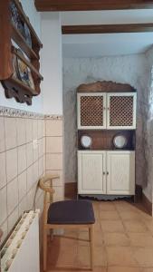 Kuchyňa alebo kuchynka v ubytovaní Casas Rurales Maribel - Complejo Alcalá del Júcar