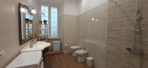Kép Pini di Roma-New and cozy apt in Rome city center- Metro A "Re di Roma" szállásáról Rómában a galériában