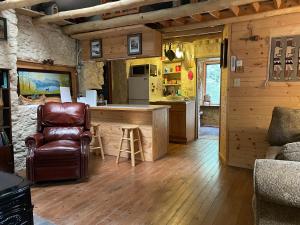 Gallery image of Rock Creek Cottage -3 miles from RMNP Wild Basin in Allenspark