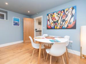 Kép Pass the Keys 2 bed flat in fabulous location with parking szállásáról Bathban a galériában