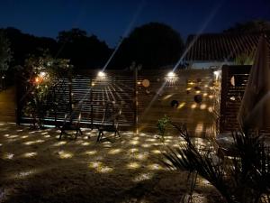 Zdjęcie z galerii obiektu Le Chai de l'Océan -Maison plage à 300m - Jardin Terrasse w mieście Soulac-sur-Mer