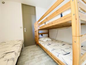 Posteľ alebo postele v izbe v ubytovaní Terrasses De La Mer - Appartement ideal pour des vacances à la mer MAE-4134