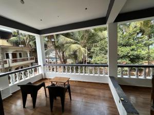 Balkón nebo terasa v ubytování SHALOM GUEST ROOMS