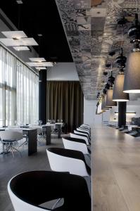 Posezení v ubytování Carbon Hotel