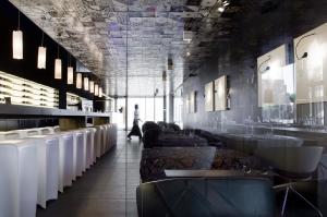 Posezení v ubytování Carbon Hotel