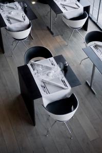 Posezení v ubytování Carbon Hotel
