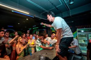 Hosté ubytování Mad Monkey Chiang Mai + 37 fotografií