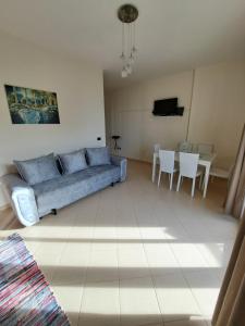 Et opholdsområde på JOHNNY APARTAMENT VLORE