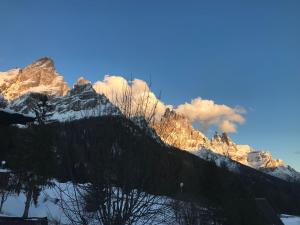 Fotografie z fotogalerie ubytování Appartamento da Meto v destinaci San Martino di Castrozza + 35 fotografií