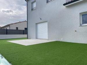 Budova, kde se prázdninový dům nachází