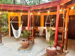 Патио или другая зона на открытом воздухе в Fenix Hotel - On the Beach
