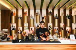 Напитки в Accom Hotel