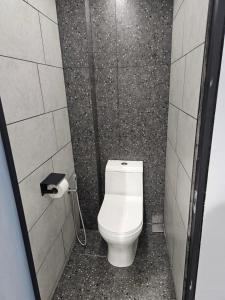 Koupelna v ubytování Pantai Inn Kota Kinabalu