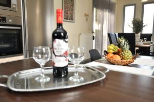 Nápoje v ubytovaní Dionysus seaside villa