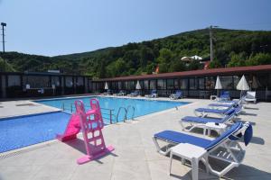 Bazén v ubytování Vela Verde Hotel & SPA nebo v jeho okolí