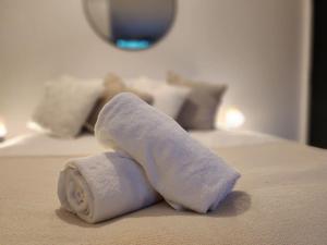 Ліжко або ліжка в номері SuperValue Suite 7 - Fast WiFi, Hotel Linen, Keyless Entry, City only 10 Mins - BY PROPERTY PROMISE