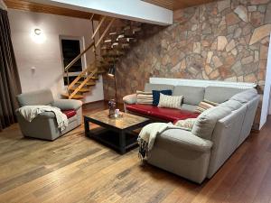 Villa Haškova with 3 bedrooms的休息区