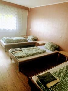 Postel nebo postele na pokoji v ubytování Monteurzimmer - Karlsbad