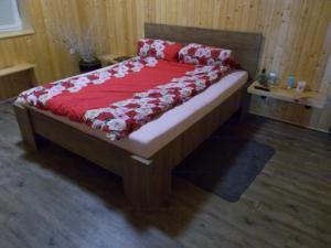 Postel nebo postele na pokoji v ubytování Dům kunzov