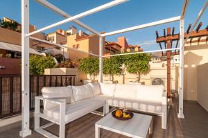 Balkón alebo terasa v ubytovaní Luxurious Apartment In Terrazas Del Duque