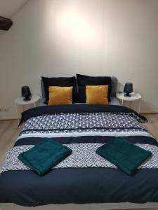 Ένα ή περισσότερα κρεβάτια σε δωμάτιο στο Green Horizon Château Thierry