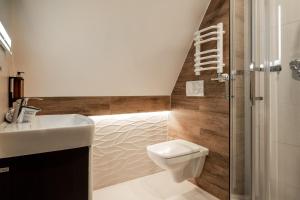 Kúpeľňa v ubytovaní Villa Odskocznia Apartamenty - Sauna, Centrum - Skocznia, Zakopane