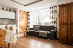 Posedenie v ubytovaní Villa Odskocznia Apartamenty - Sauna, Centrum - Skocznia, Zakopane